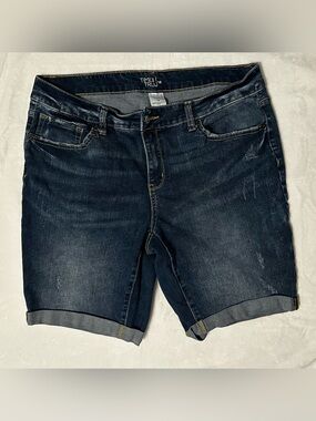 Size 16 Time and Tru Indigo Rolled-Hem Jean Shorts